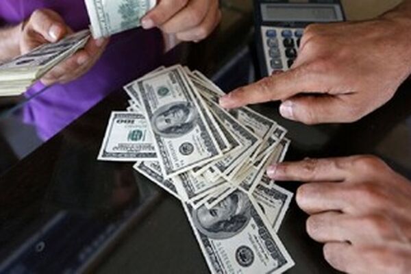 قیمت دلار امروز یکشنبه ۱۱ مرداد ۱۴۰۵ / با عقب‌نشینی ترامپ قیمت دلار ریزشی شد