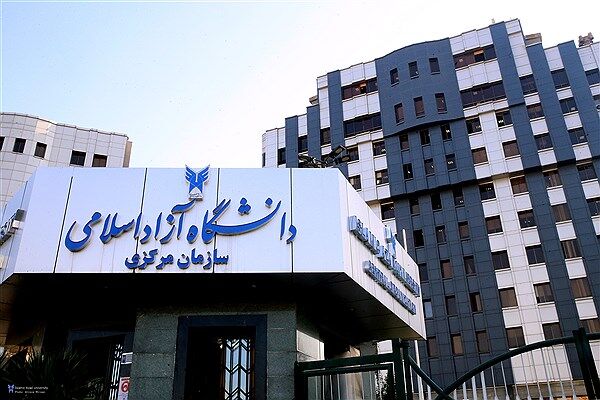 لزوم تعامل نزدیک اساتید با دانشجویان