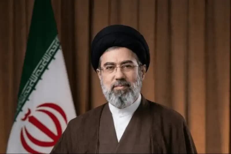 آیت‌الله سید مجتبی خامنه‌ای، رهبر انقلاب: نقض تفاهم‌نامه بار دیگر بی‌ارزشی و نامعتبربودن امضای رئیس‌جمهور آمریکا را ثابت کرد/ ملت ایران برای دشمن آمریکایی درس‌های فراموش‌نشدنی دارد/پرهیز از تفرقه و تنازع وظیفه همگانی است