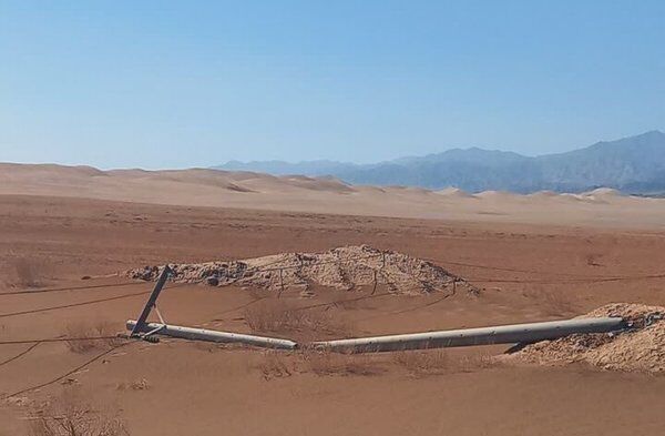 قطعی برق در برخی مناطق البرز به دلیل وزش باد شدید