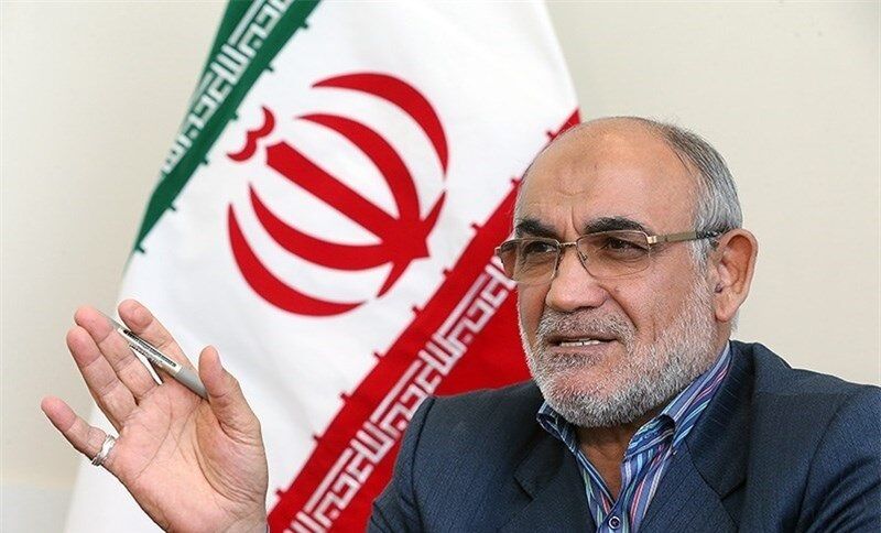 دشمنان می‌پندارند که می‌توانند انقلاب را دچار خدشه کنند؛ خیالی خام است