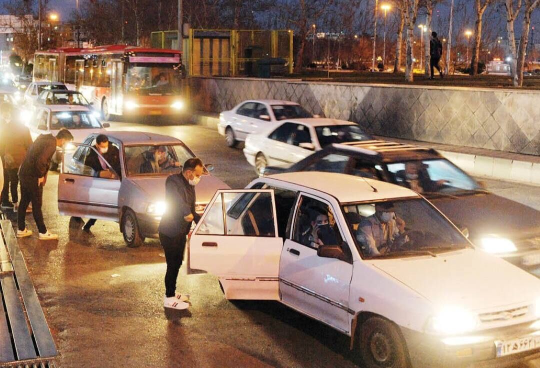برخی پزشکان مسافرکشی می‌کنند