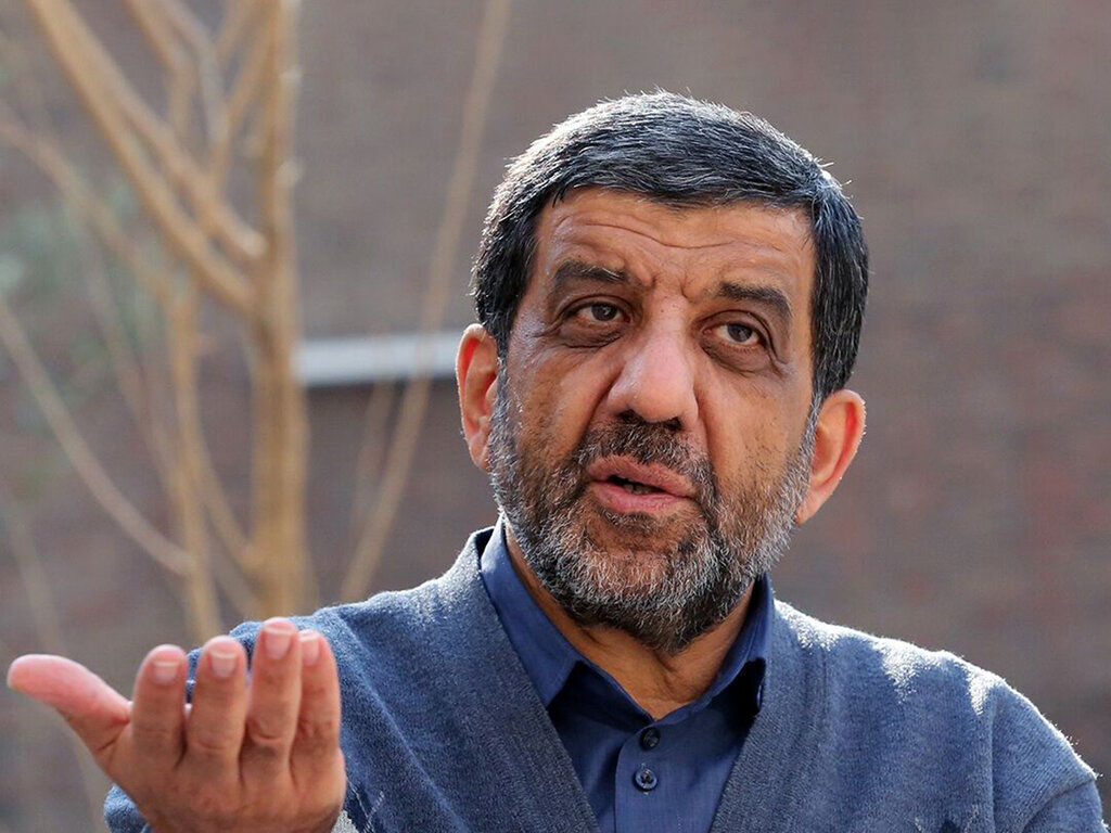 پیشنهاد ضرغامی به اعضای شورای انقلاب فرهنگی؛ با معترضان گفتگو کنید