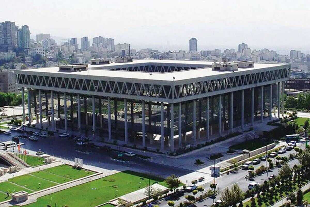 واکنش صداوسیما به هک شدن تلویزیون: یکشنبه شب پخش برنامه‌ها روی ماهواره اینتل‌ست برای لحظاتی توسط یک منبع ناشناس دچار اختلال شد