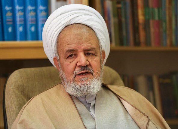 رئیس دفتر عقیدتی سیاسی فرماندهی معظم کل قوا روز ارتش را تبریک گفت