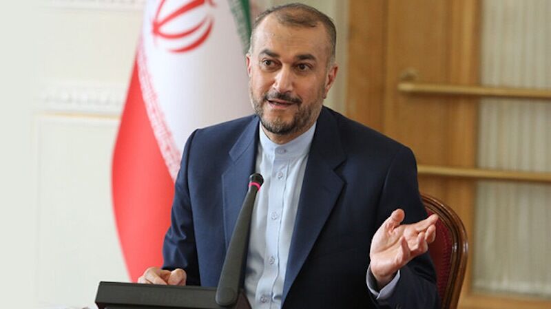 غرب مسیر ریاکاری را دنبال می‌کند 