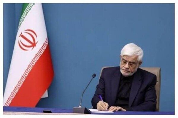 عارف: دولت برنامه‌ای را دنبال می‌کند تا طی یک بازه زمانی ۴ تا ۶ ساله، مشکلات معیشتی و مسکن معلمان حل شود