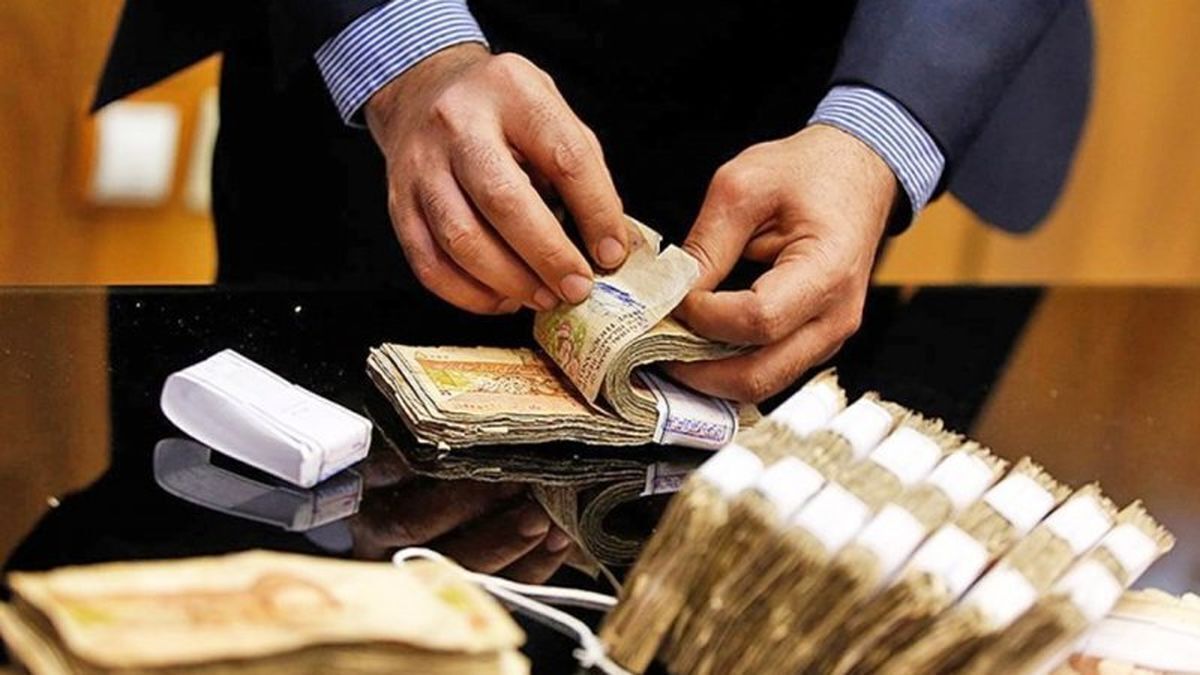 اعطای ۳ وام ودیعه مسکن متاهلی، ضروری و شهریه به دانشجویان از امروز؛ کدام دانشجو می‌تواند وام ضروری بگیرد؟
