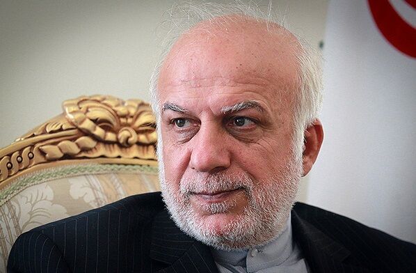سیاست خارجی‌مان بلبشویی از دخالت افراد مختلف شده