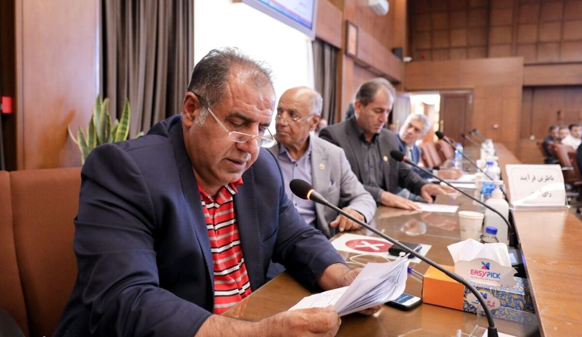 داور مشهور: سه برادر پرسپولیسی دارم!