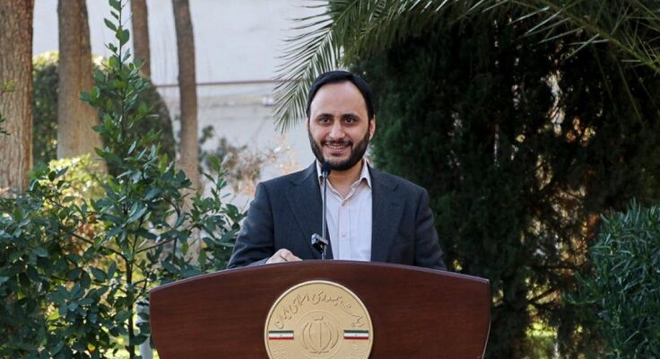 سخنگوی دولت رئیسی هم نسخه خروج از ان‌پی‌تی پیچید