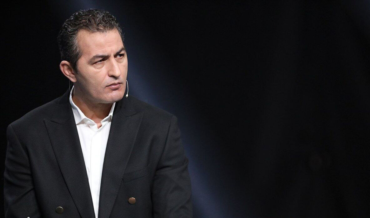 دروازه‌بان جنجالی، همبازی فرخ‌نژاد شد