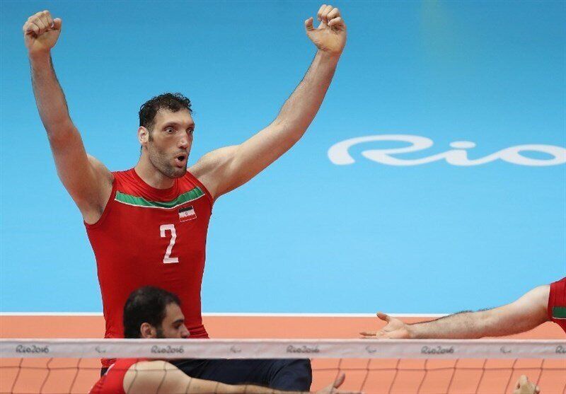 دردسرهای غول مهربان ایرانی در پاریس؛ مهرزاد روی زمین می‌خوابد!