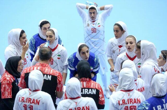 جفا در حق دختران هندبال و والیبال