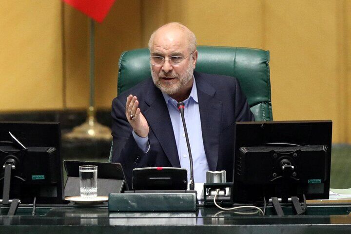 قالیباف در پاسخ به تذکر یکی از نمایندگان: پیگیر اجرای قانون شفافیت هستیم