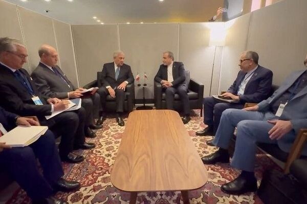 هشدار عراقچی به ایتالیا درباره همکاری با آمریکا در اقدامات علیه ایران