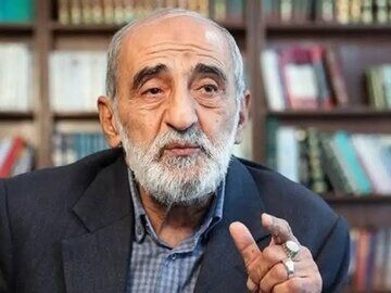 نسخه‌پیچی جدید حسین شریعتمداری برای تنگه‌هرمز: کابل‌های اینترنتی را در خلیج‌فارس و تنگه‌هرمز قطع کنیم