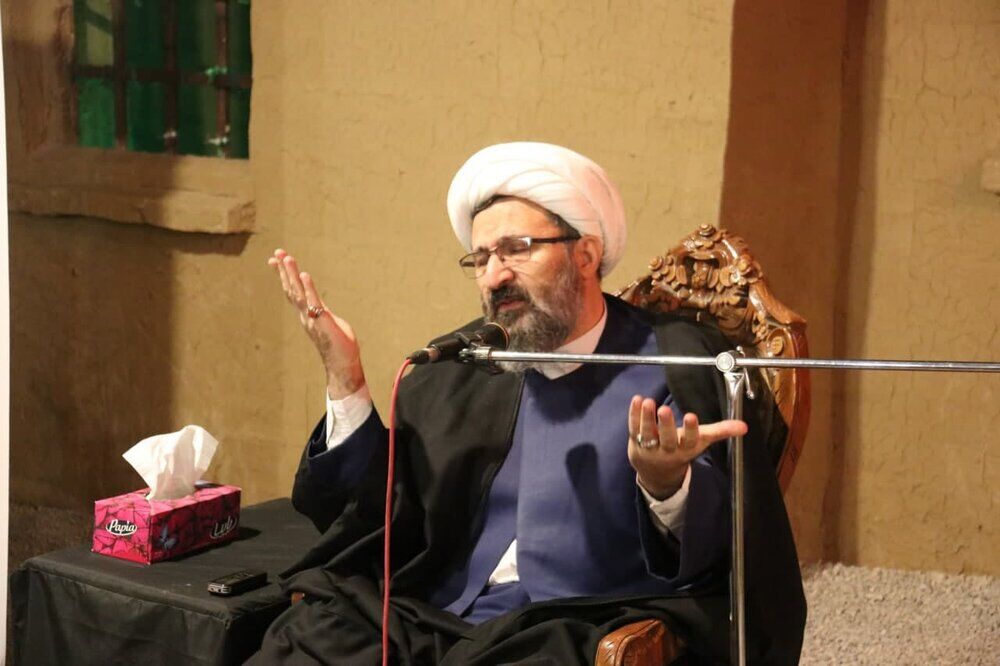 شعار آزادی در کشور اسلامی  یعنی ترویج ولنگاری و اباحه گری