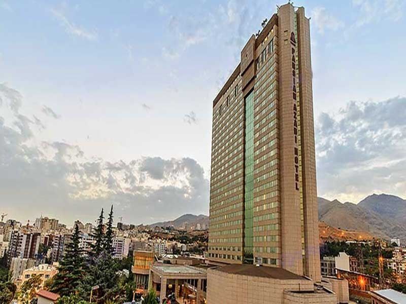 موقعیت مکانی و مسیرهای دسترسی به هتل پارسیان آزادی
