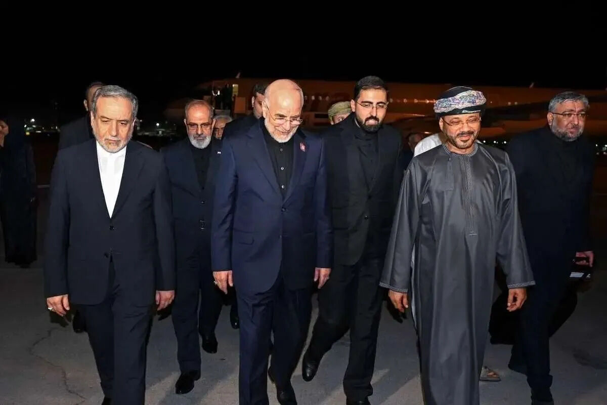 شبکه‌ ای‌بی‌سی به نقل از مقامات آمریکایی: زمان توافق ایران و عمان محدود به ۶۰ روز خواهد بود/ هیچ چیز نهایی نیست تا زمانی که به طور رسمی اعلام شود