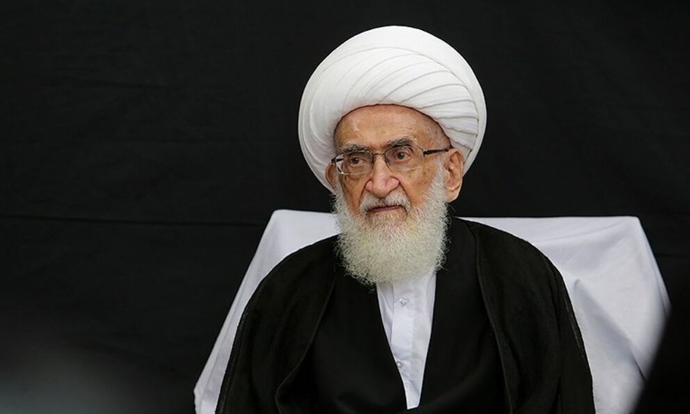 توضیح دفتر آیت‌الله نوری‌ همدانی در مورد علت عدم حضور ایشان در مراسم تشییع رهبر شهید