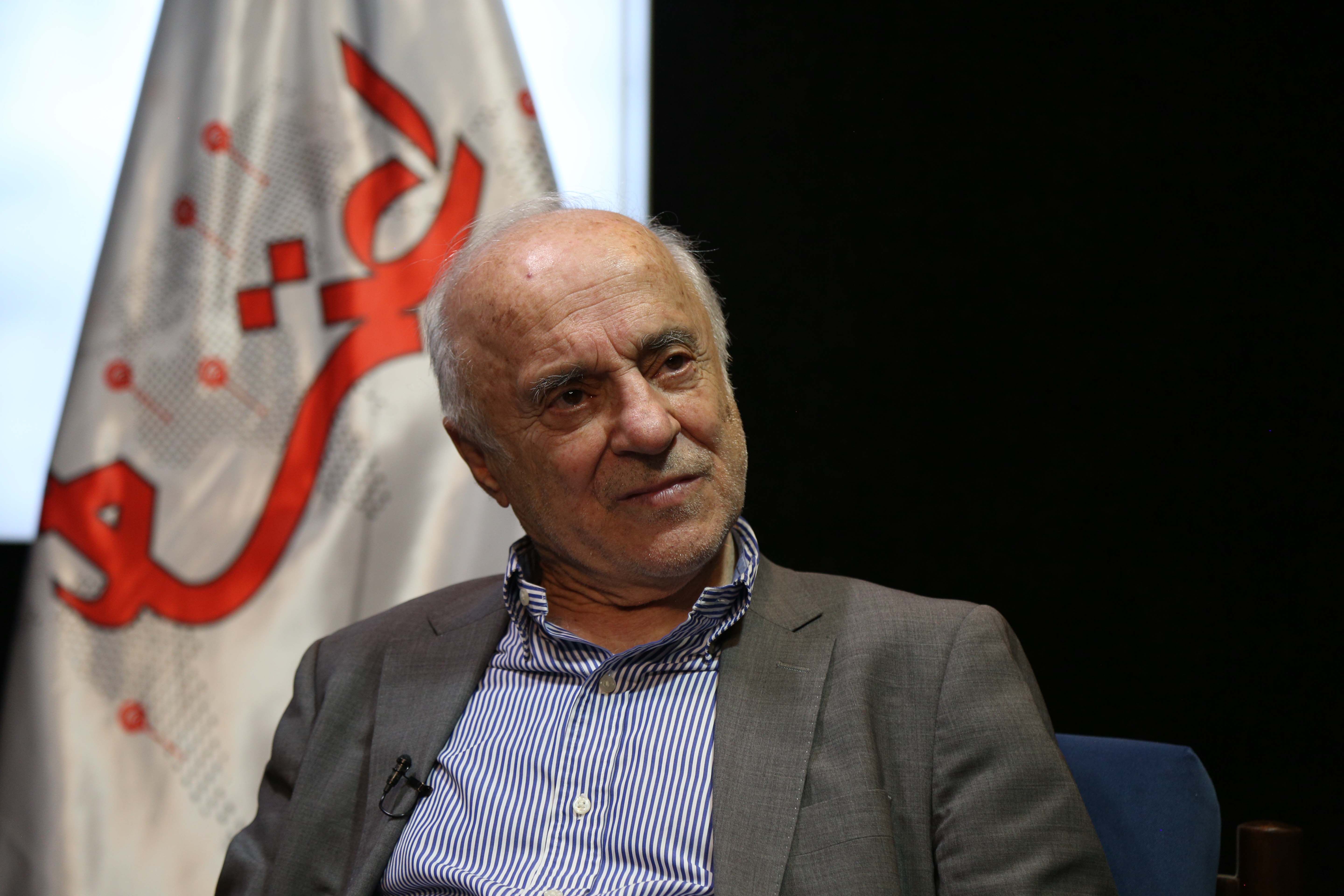 در این حکومت یعنی در سیستم جمهوری اسلامی ورزش چرخ پنجم است/ در ماجرای مشهد تجاوز اخلاقی به زنان صورت گرفت/ مملکت باید به مهدی تاج افتخار کند!
