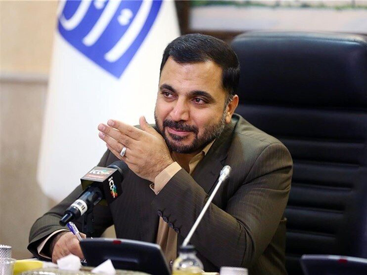 بذل‌وبخشش «اینترنتی» وزارت ارتباطات دولت رییسی در روز پدر