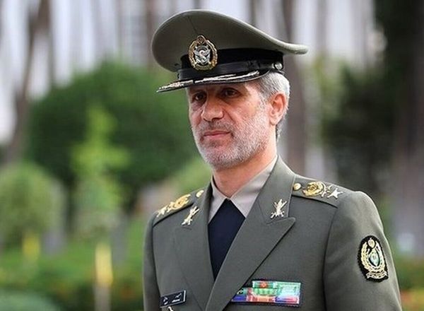 فرمانده کل ارتش: راه امام شهید انقلاب را با قدرت ادامه می‌دهیم