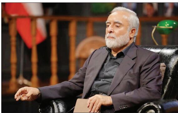 «اعتماد» گزارش داد: مورد عجیب خانواده رجبی دوانی؛ شخصی که در صداوسیما روحانی را «اشعث بن قیس» و ظریف را «ابوموسی اشعری» خواند!