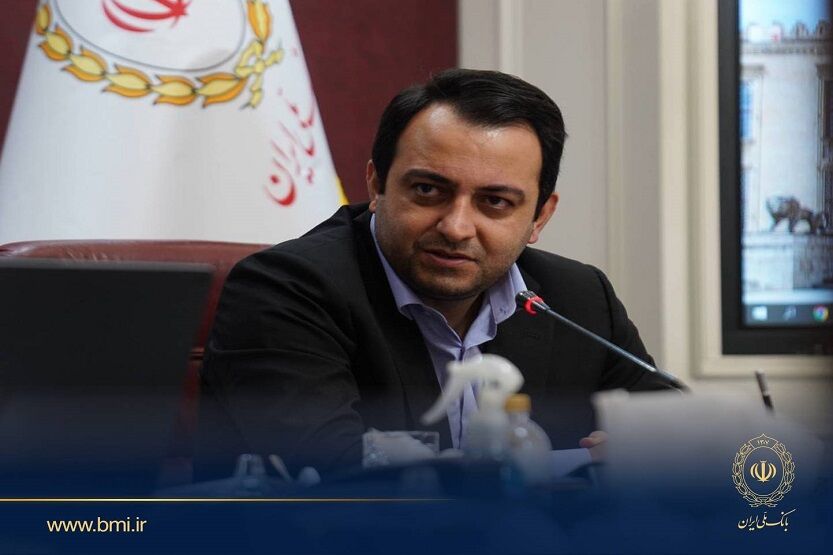 با صدور پیامی؛ مدیرعامل بانک ملی ایران روز خبرنگار را تبریک گفت
