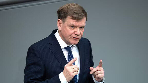 وزیر خارجه آلمان: در هیچ اقدام مشخصی برای تغییر رژیم در هیچ کشوری از جمله ایران، شرکت نمی‌کنیم