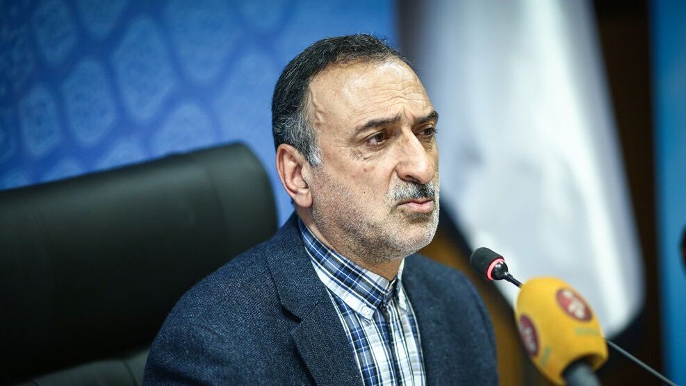 تصمیم گیران! کتابخانه فقط برای مطالعه یا قرض گرفتن کتاب نیست