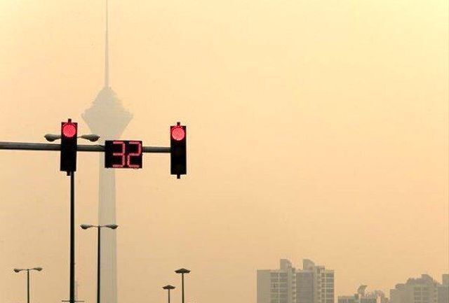 هوای ۲۱ ایستگاه تهران در وضعیت قرمز و ناسالم اعلام شد