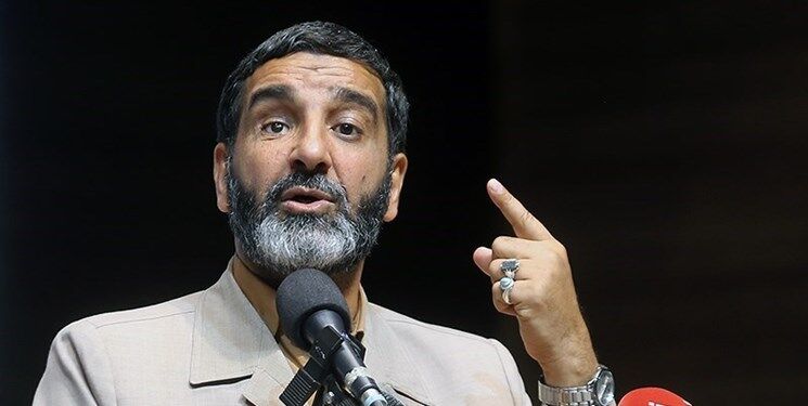 دولت روحانی برای تهدید کردن دهه‌هشتادی‌ها در شرایط فعلی بستر سازی کرد / جمع شدن درگیری‌های امروز، کار هیأتی و آخوندی می‌خواهد