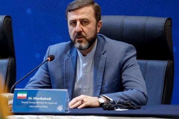 غریب آبادی، معاون وزیر خارجه: در اثر تصمیمات برخی کشورهای ساحلی، پای بیگانگان دارد به منطقه خزر باز می‌شود/ تصویب کنوانسیون خزر، به معنای از دست رفتن منافع ایران نیست