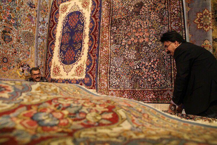 فرار مغزها به صنعت فرش رسید؛ ترکیه جای ایران را می‌گیرد؟
