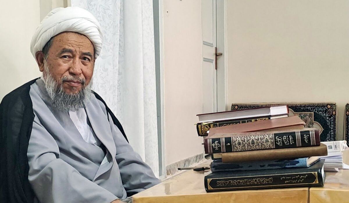توصیه‌های مرجع تقلید افغانستانی به مهاجران افغان: برادران شئونات را رعایت کنید؛ ایران، افغانستان نیست