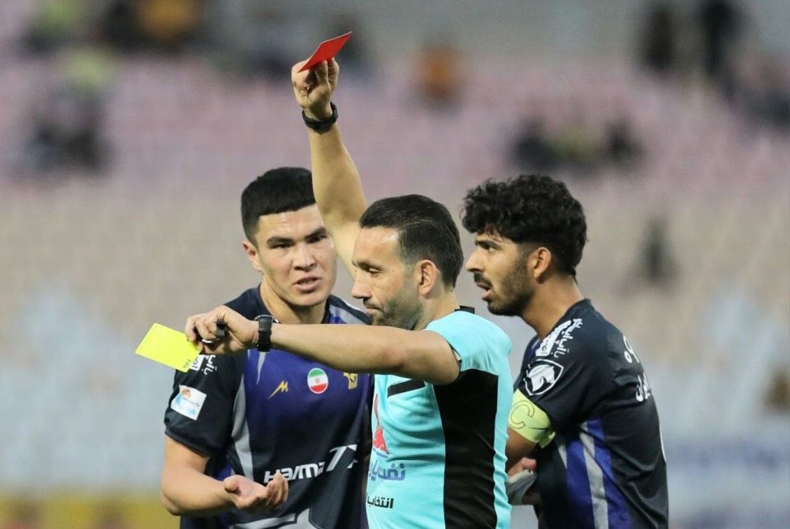آمار قضاوت وحید کاظمی برای استقلال و پرسپولیس