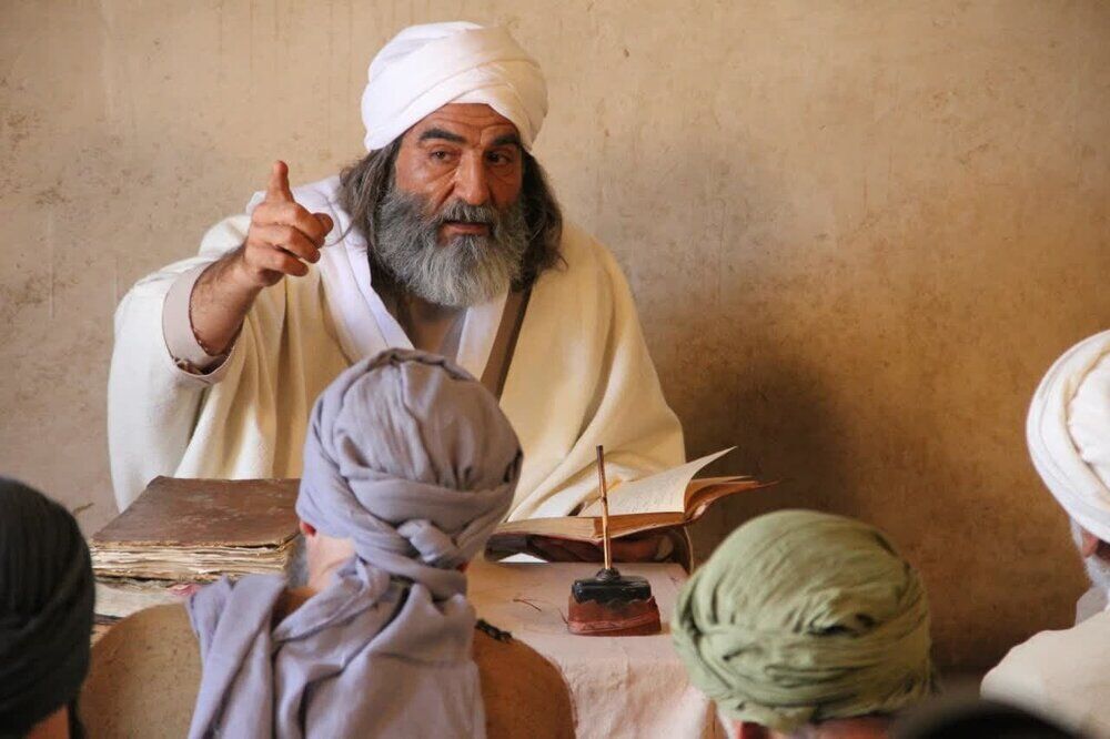 واکنش‌های عجیب به یک فیلم مستند؛ چرا یک نفر با فلان شکل سبیل باید در مورد معارف دین ما صحبت کند؟ 