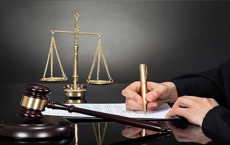 فریبا عادل‌خواه به مرخصی رفت