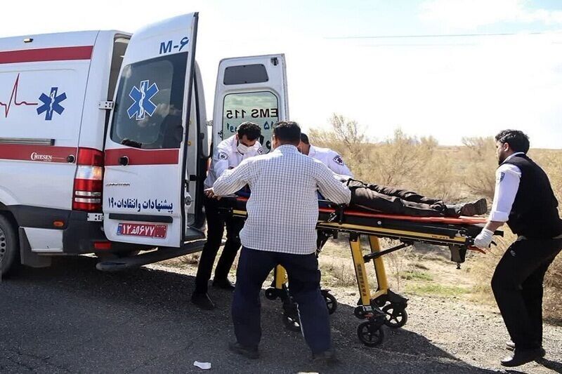 سانحه واژگونی مینی‌بوس سرویس کارکنان یکی از مراکز صنعتی در تهران۶ مصدوم برجا گذاشت