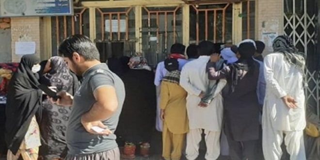 علت تشکیل صف طولانی نان در برخی از شهرها چیست؟