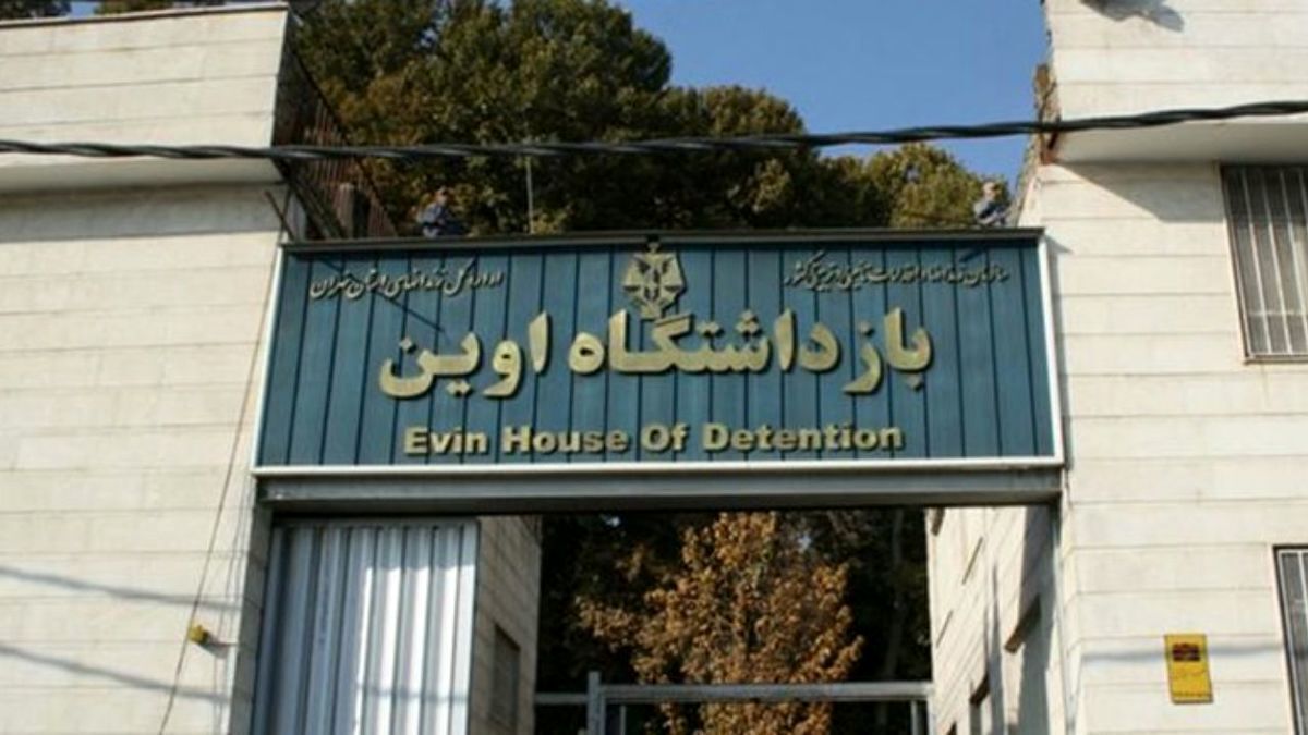 بازگشت زنان زندانی جرایم امنیتی از زندان قرچک به اوین