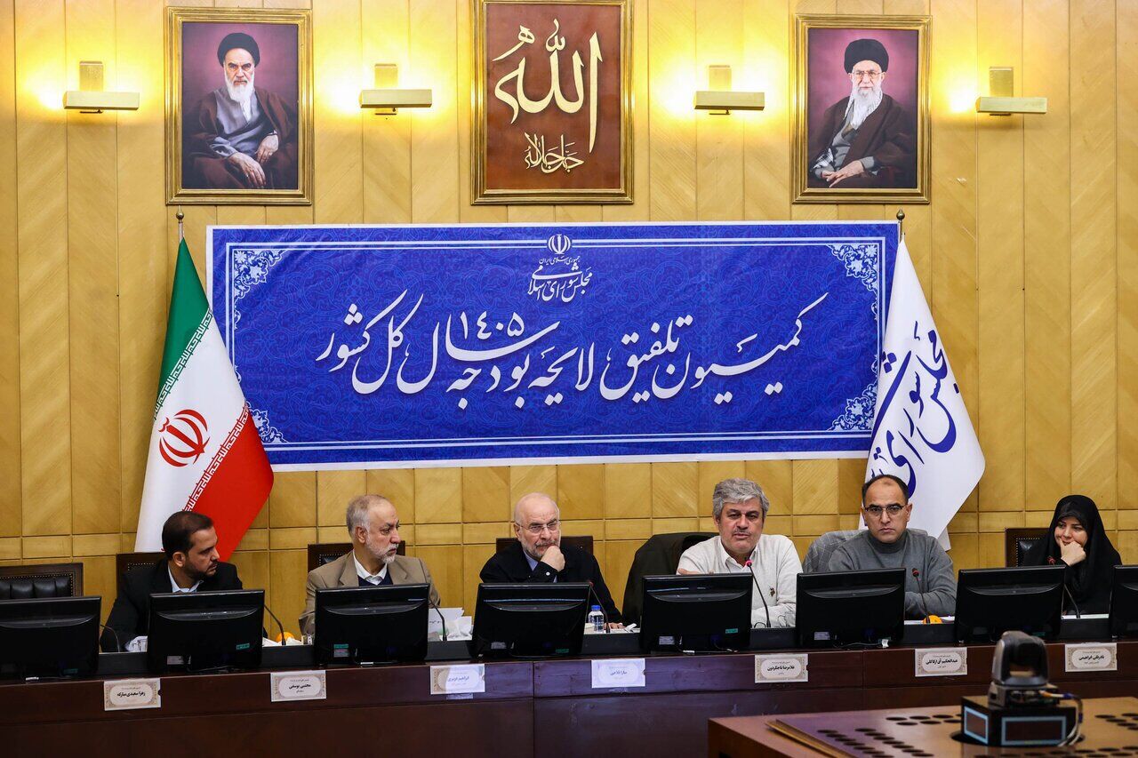 سخنگوی کمیسیون تلفیق: رأی‌گیری در زمینه کلیات لایحه بودجه در کمیسیون به روز سه‌شنبه موکول خواهد شد
