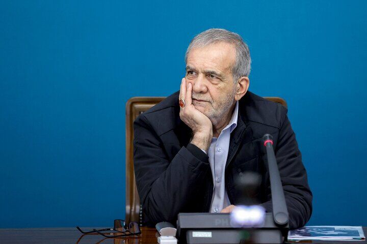 پزشکیان: مسائل استان‌ها را با تفویض اختیارات به آنها، دنبال می‌کنیم