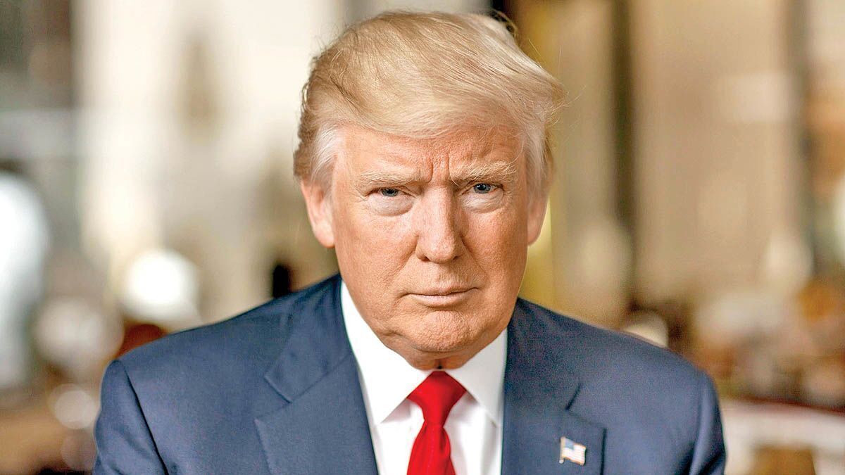 ترامپ خود را پادشاه خواند!