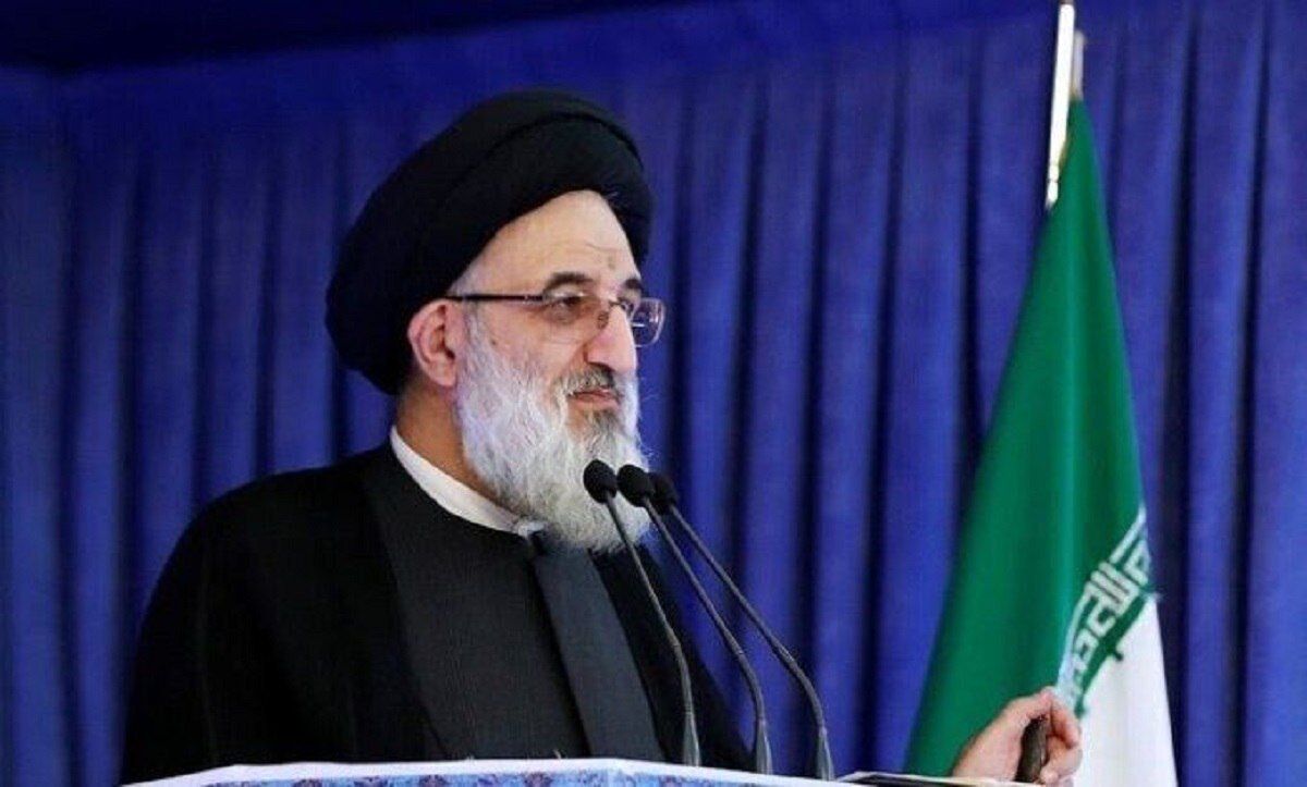 دشمنان قصد دارند به آرامی جمعیت زیادی را «عقیم» کنند