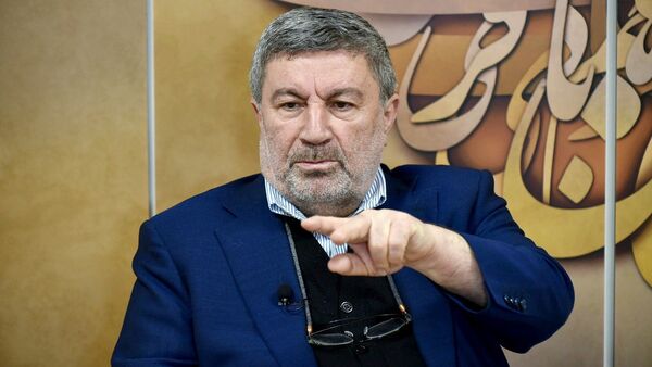 حضرتی: تصور اولیه مسئولان این بود که رفتار و ادبیات نسل زِد سنخیتی با حکومت ندارد؛ پس از اینکه بنده حکم مشاور برای یک جوان نسل زد صادر کردم، صدها جوان اعلام آمادگی برای کمک به دولت کردند