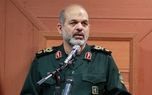 فرمانده کل سپاه در مراسم اقامه نماز بر پیکر رهبر شهید+ عکس