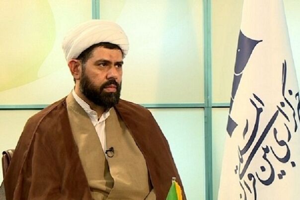واکنش قائم‌مقام سازمان تبلیغات به تعیین تکلیف تعطیلی آخر هفته؛ رهبر انقلاب بارها نسبت به عواقب پیروی از کفار هشدار داده‌اند + عکس